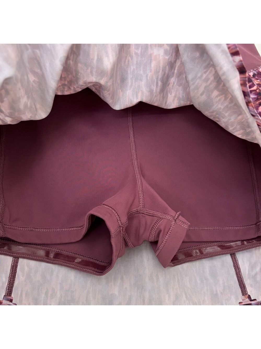 ATHLETA Run With It 14” Skort - Picture 4 of 5